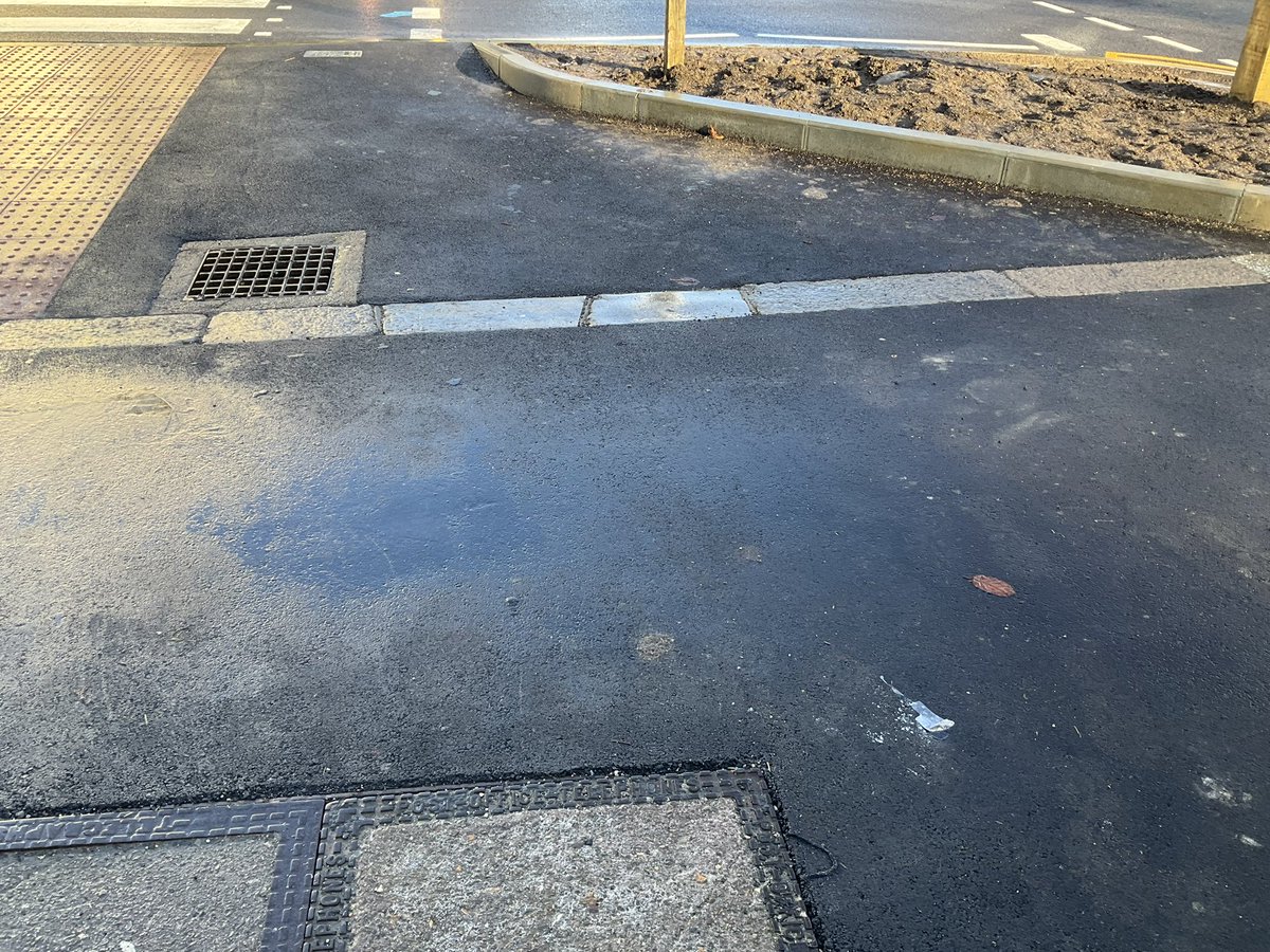 Simoncitizen's tweet photo. #BrightonAndHoveBus you need to do something immediately.There is #ice on the new tarmac (that has no grip) outside #GeorgeStreet #BusStop I have just come #FlyingOver.I alerted the #Driver 835 on the 7 who does not see what he can do.I said: #PeopleNeedPavements to get on #Buses https://t.co/WM5MDxYHjM