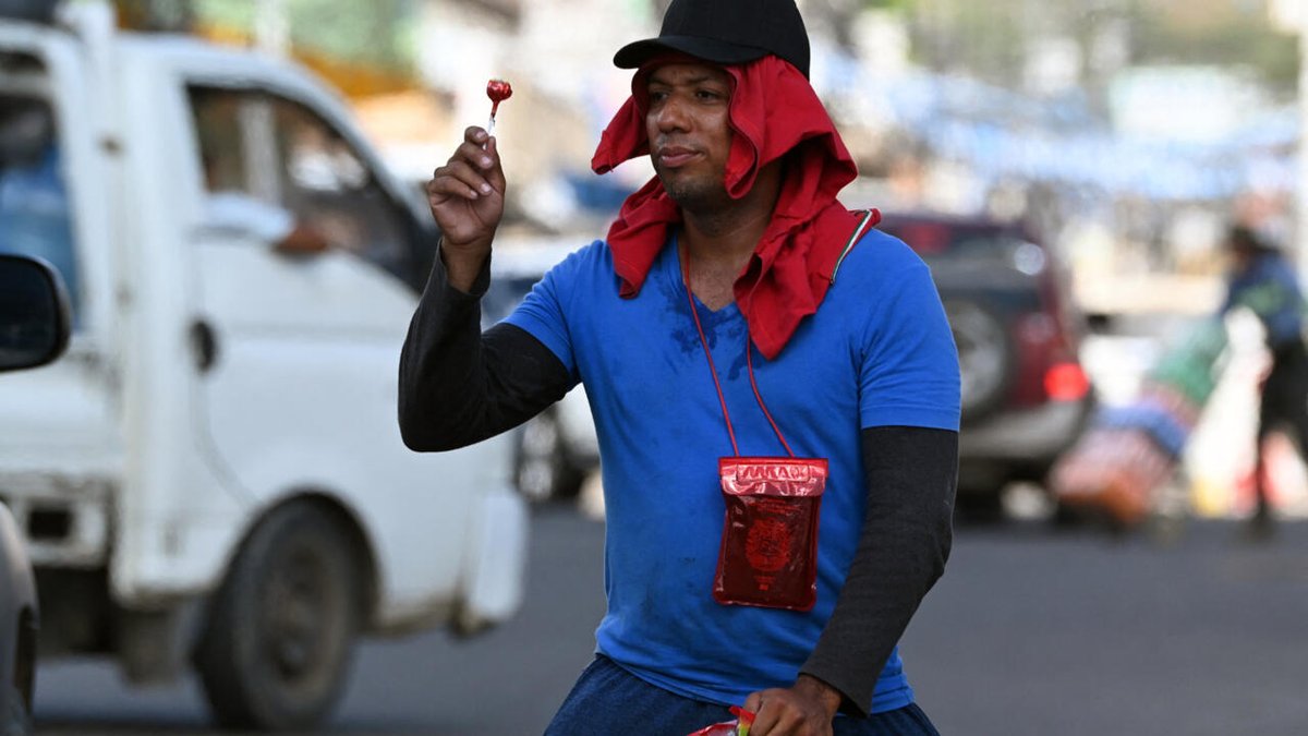 La cautela de los venezolanos varados en Honduras tras la captura de Maduro rfi.fr/es/am%C3%A9ric…