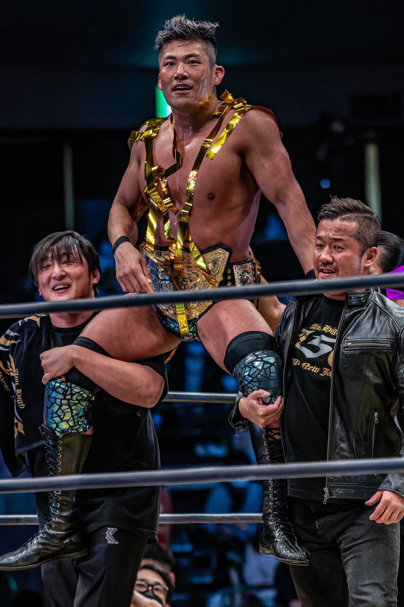 さよならIWGP世界ヘビー、そしてこの写真今見ると何とも言えないな・・・そんな時代もあったねと・・・
#SANADA #njpw