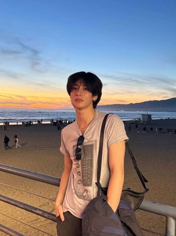 바보 tweet media