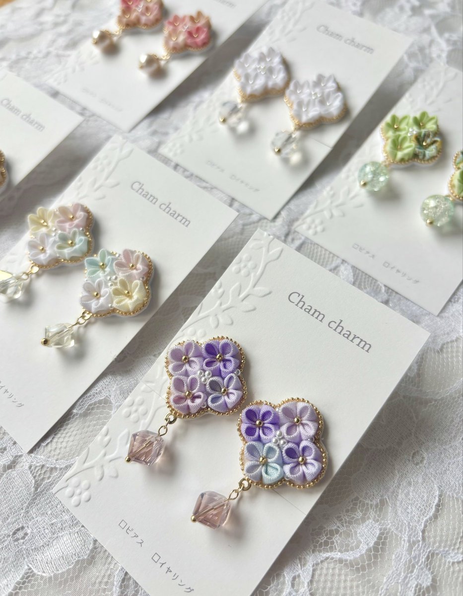 🎪 HMJ出展のお知らせ 🎪

🗓 1月17日（土）
📍 ブース K-115
🏷 Cham charm

初めてのHMJでドキドキしながら
準備中です💓

新作のお雛様や人気のアクセサリーたちを
たくさん連れていきます🎎✨
制作は相変わらずバタバタですが…😂

ぜひぜひ
遊びに来てくださいね🌷

#handmadeinjapanfes