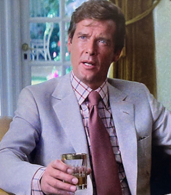 oxley264's tweet photo. GOLD 1974
Roger Moore Susannah York
Ray Milland Bradford Dillman
John Gielgud Tony Beckley
#PeterHunt https://t.co/ehm4tgVSHX
