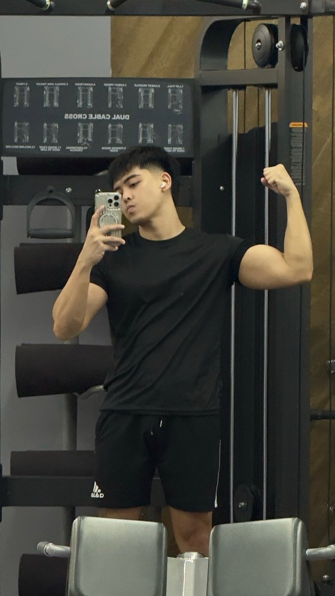 Angelo Castro tweet media