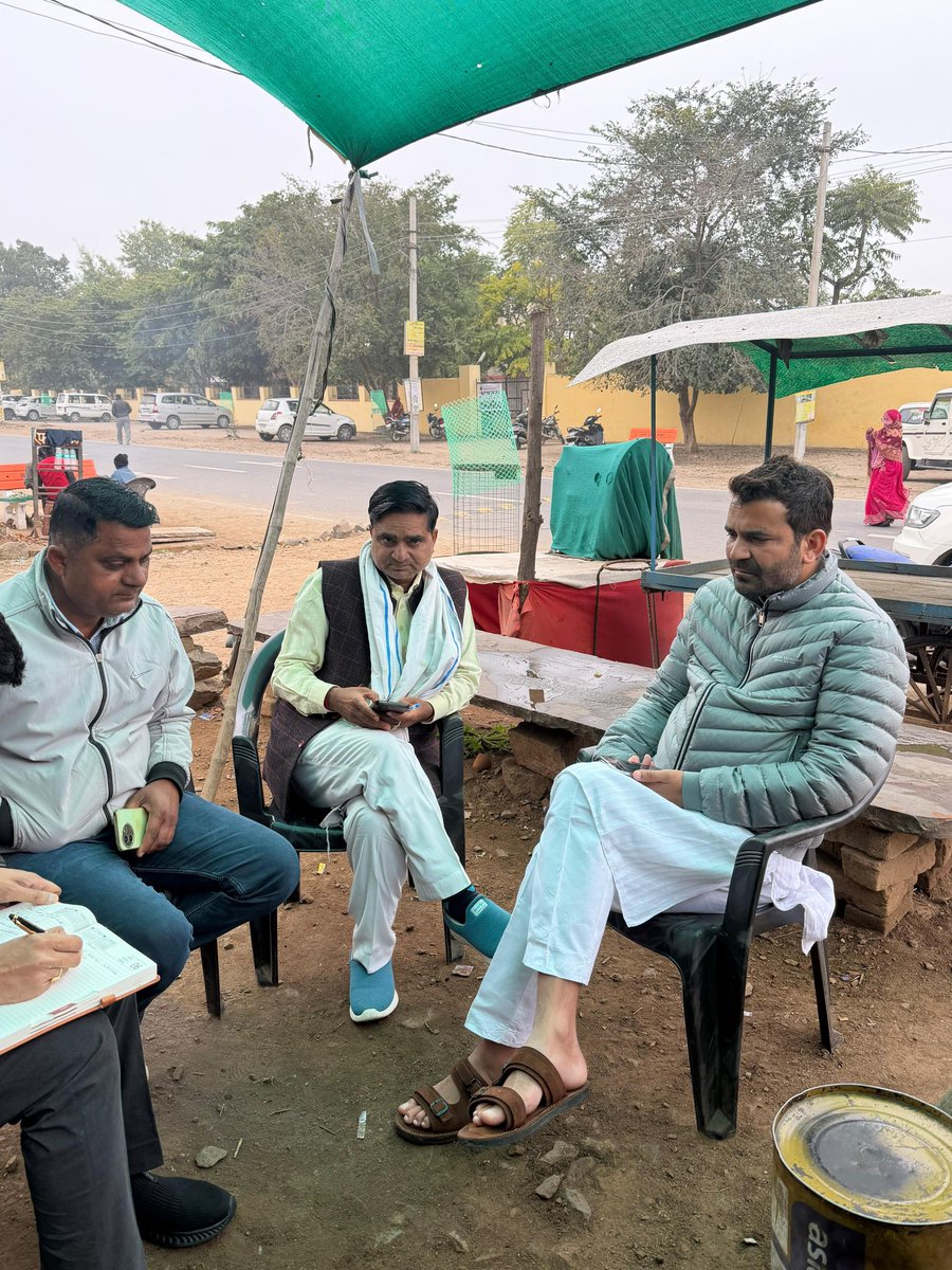 आज ब्यावर प्रवास के दौरान मसूदा विधानसभा क्षेत्र में मंडल अध्यक्षों के साथ संगठनात्मक विषयों को लेकर विस्तार से सार्थक चर्चा की गई।

बैठक के दौरान संगठन की मजबूती, कार्यकर्ताओं के बेहतर समन्वय तथा आगामी कार्यक्रमों की रूपरेखा पर महत्वपूर्ण सुझाव प्राप्त हुए। सभी मंडल अध्यक्षों