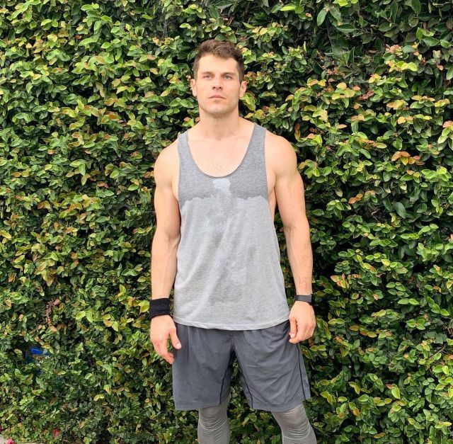 HowManyDaysLFJR's tweet image. 2