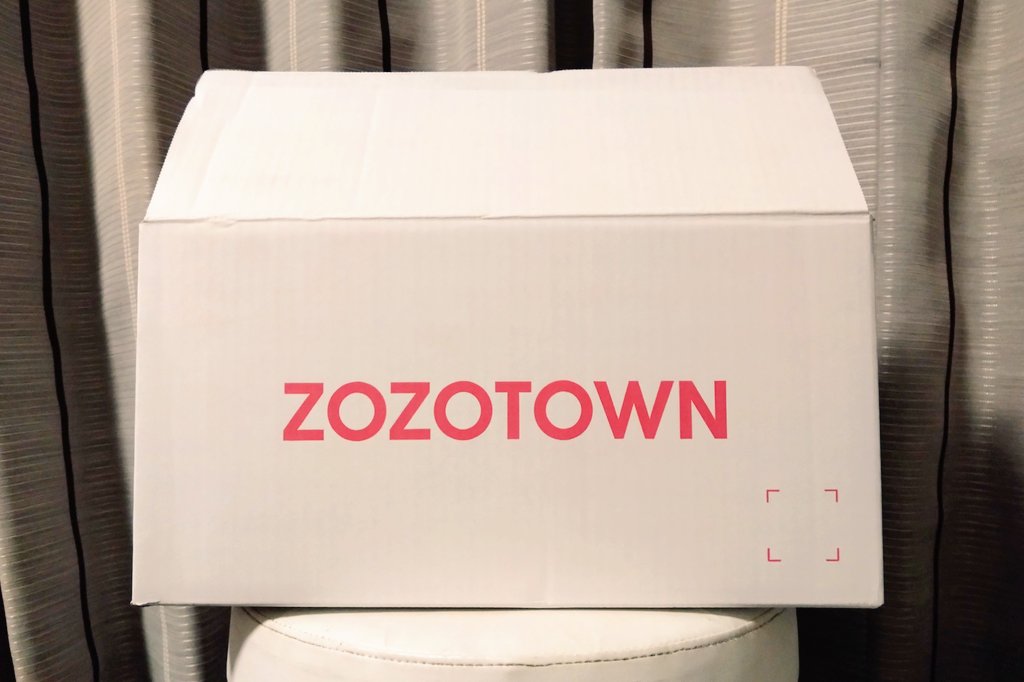 mayurin_PSPE's tweet photo. ＼白箱届いたよ━━━━━🤍！！！／
10万ptも！来い来い来━━━━━い🤗

#ZOZOSALE箱CP https://t.co/uHwDqKkGX7