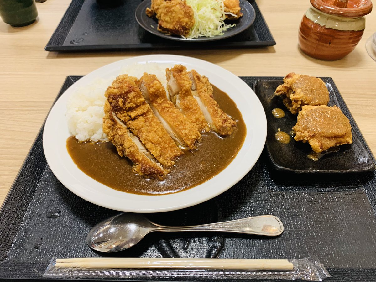 nova_0123's tweet photo. たむとからあげ https://t.co/ObwZMM3Bbn