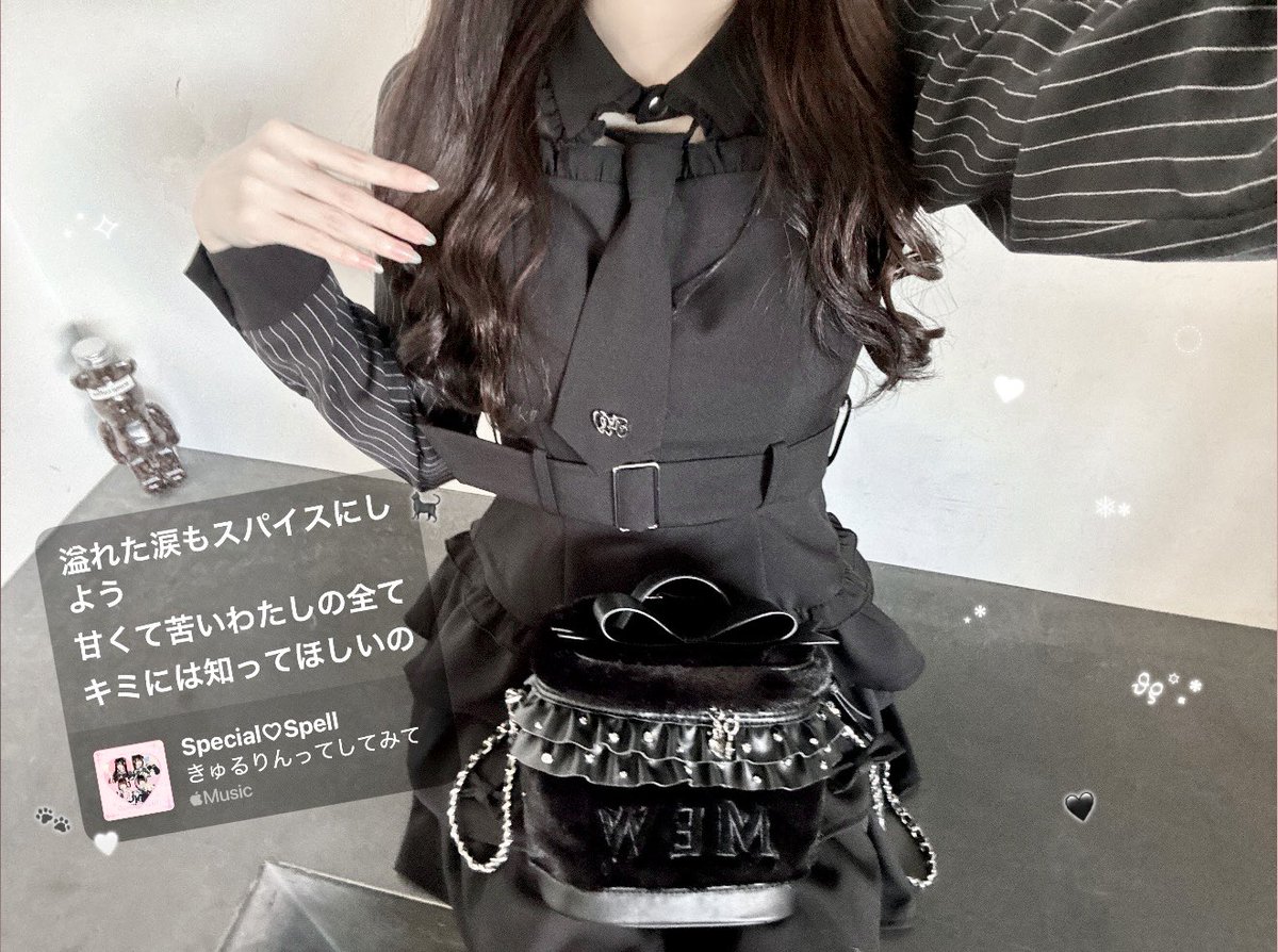 ハニーミュウ ハニミュのスタイル爆盛れ新作ワンピ⛓️🖤⟡.·