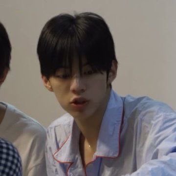 247withDohoon's tweet image. Can’t believe he woke up looking this pretty