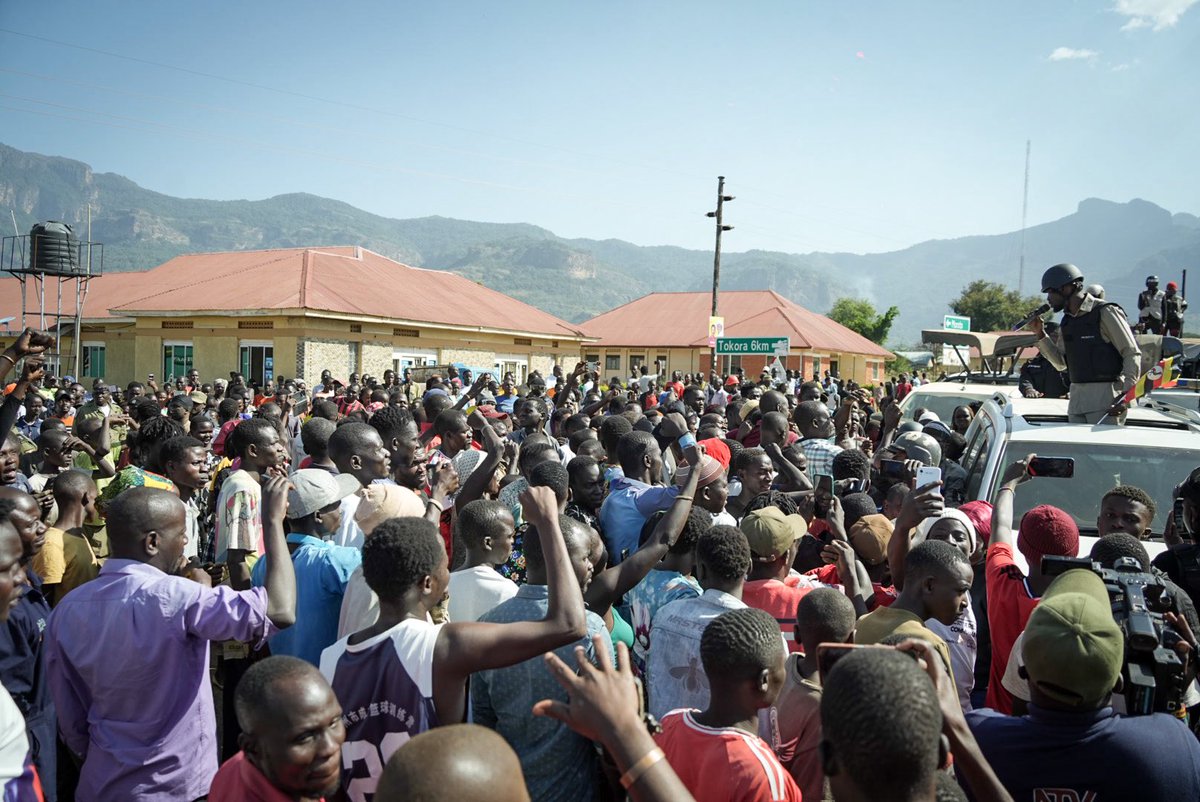 Bobi Wine slams police, military for blocking Karamoja campaigns

“You will not have one president and family rule Uganda for 40 years again. I know that you have been intimidated that if you vote out Museveni that there will be war. When you vote for an umbrella, there will be