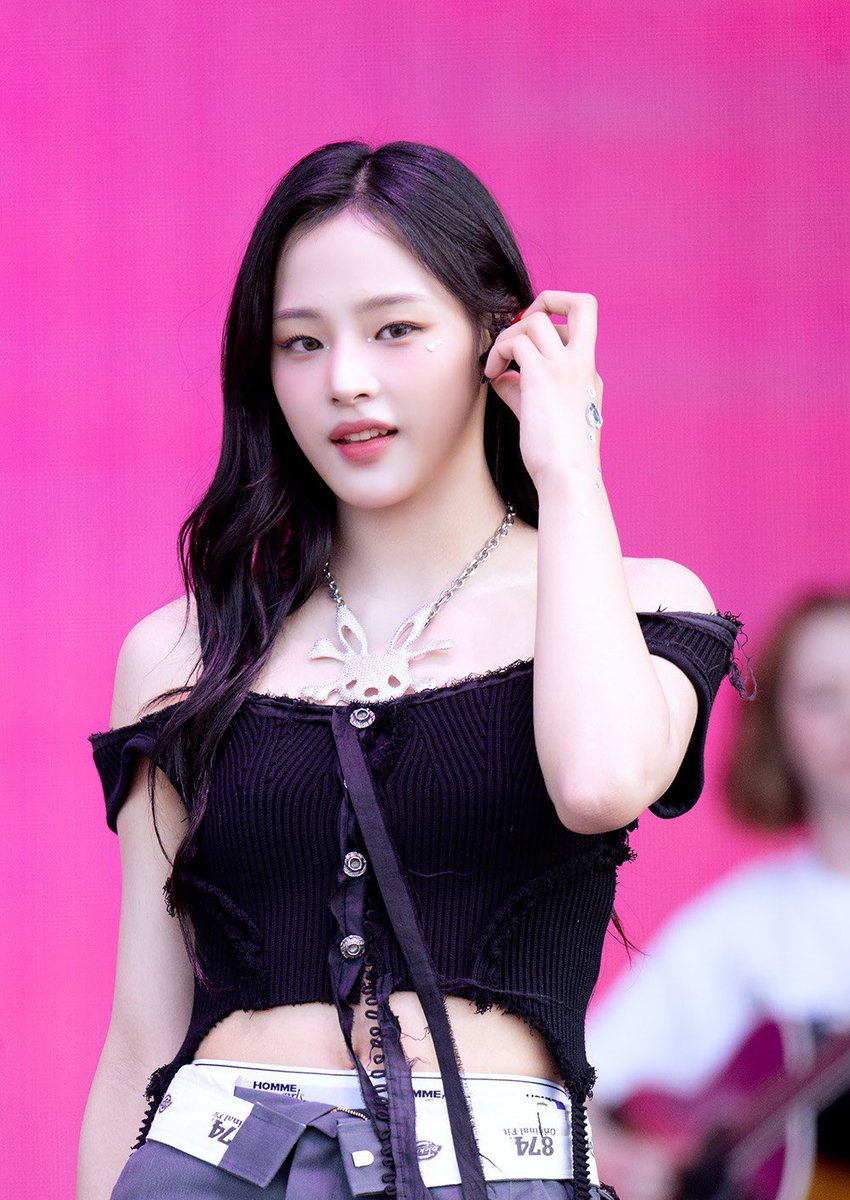 킴민 tweet media