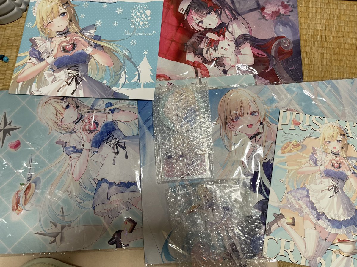 あさぎママの新刊セットと以前再販売してたプレイマット届きました