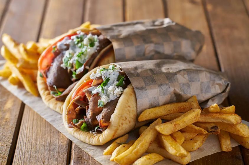 GreekBoston's tweet image. What is your favorite type of gyro?

Chicken
Pork
Lamb
Other

#greekboston #bostongreeks #gyro #poll