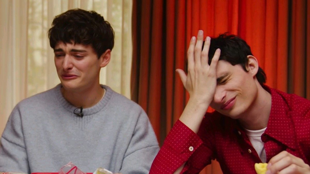 Hanbin_Bbh's tweet image. When the relationship between two boys who are already 16 years old is more problematic for them than the relationship between a boy and a girl when they were 12 years old, and the girl just came out of the laboratory and does not even his real name.