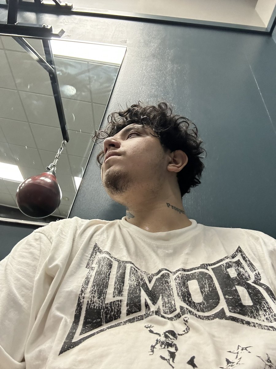 vic bucks tweet media