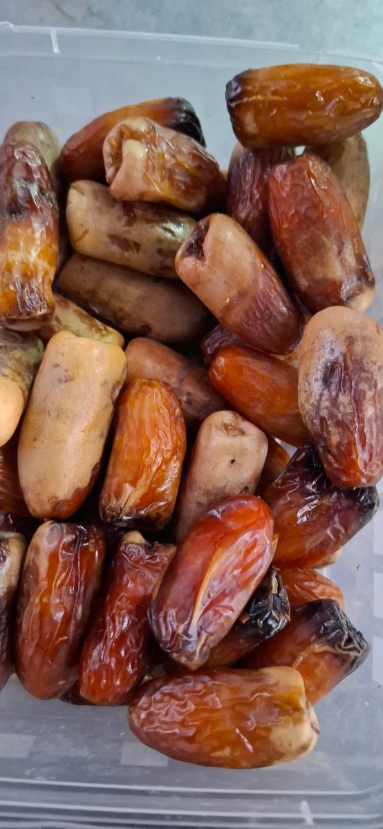 الگلبانے tweet media