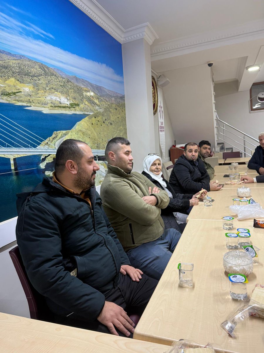 #AKTELSİZ MAHALLESİ Haftalık toplantımızı mahalle teşkilat başkanımız <a href="/ademalkis3449/">adem alkış🇹🇷💚🇹🇷</a> öncülüğünde gerçekleştirdik..

<a href="/abdullahozdemir/">Abdullah Özdemir</a> 
<a href="/abdullaharidoru/">Abdullah Arıdoru</a>
<a href="/MustafaY_K/">Mustafa Yalçınkaya 🇹🇷</a>
<a href="/cengizkacar13/">🇹🇷CENGİZ KAÇAR 🇹🇷</a> 
<a href="/Bilaluysal1818/">Bilal Uysal</a> 
<a href="/SeyhmusDoganay3/">Şeyhmus Doğanay</a> 
<a href="/ege_gulten93077/">Gulten Ege</a>