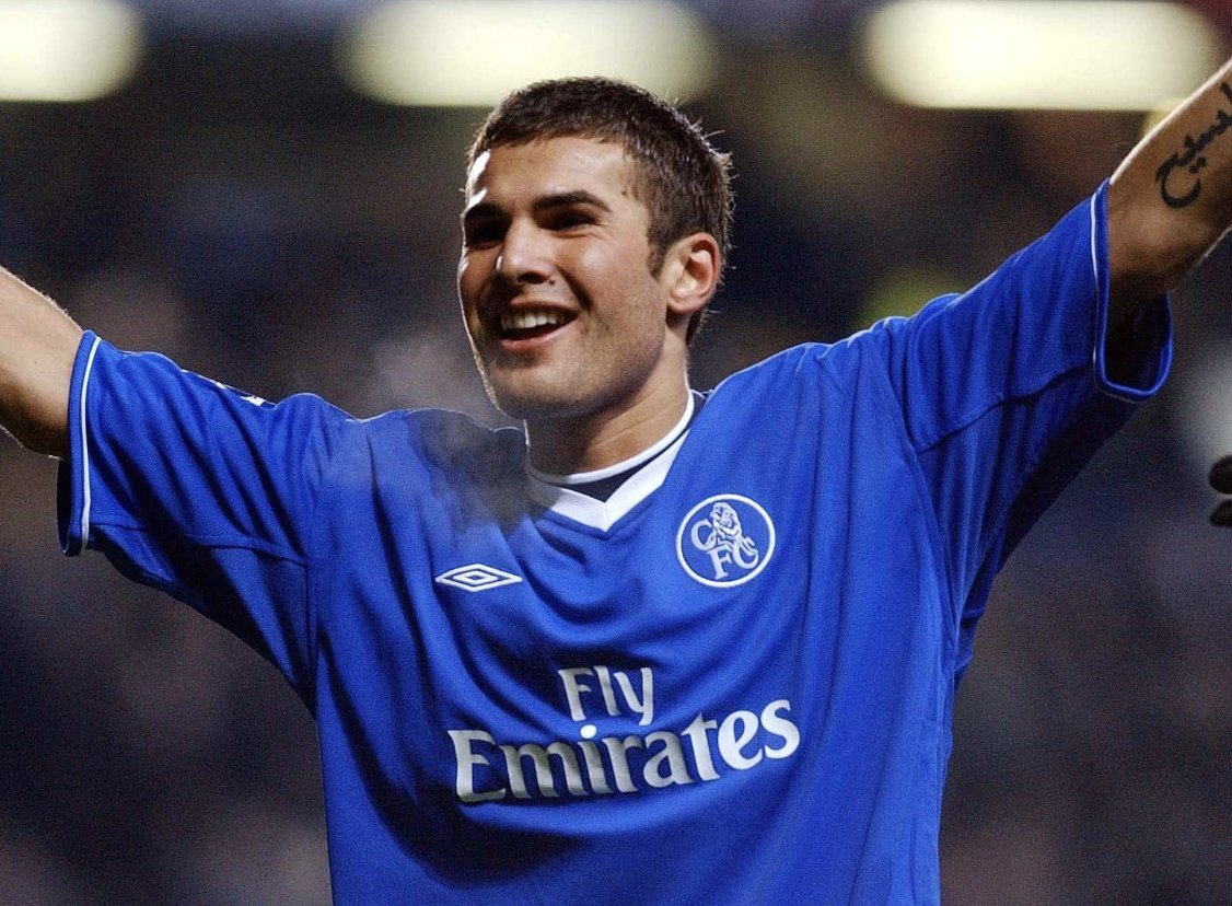 Happy birthday to ex-Chelsea and Romanian striker Adrian Mutu, who turns 47 today. Here's some of his career highlights:

💊 He was banned twice for drugs
🇷🇴 He was banned forever from his national team
🩸 He once drank the blood of a porn star he was dating because he thought it