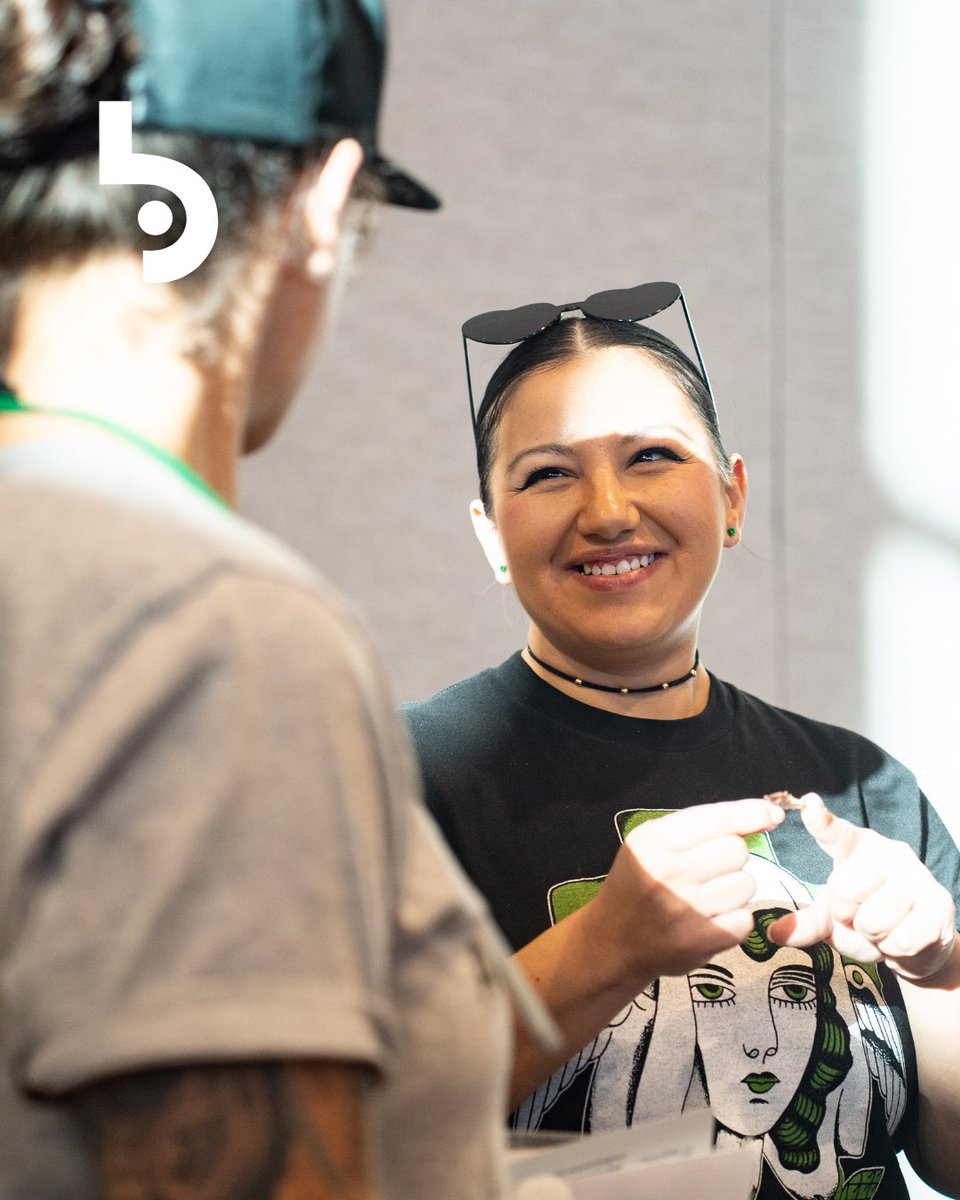 growwithbud's tweet photo. 492 new medical cannabis cards approved in one day at the NWA Cannabis &amp; Wellness Expo in Fayetteville (1,277 attendees). At ~$300/month per cardholder, that’s ~$147,600/month or ~$1.77M annually in projected dispensary sales. 
👉 https://t.co/xyvWMMlPvp

🌱 #GrowWithBud https://t.co/8BUgU3LBAt