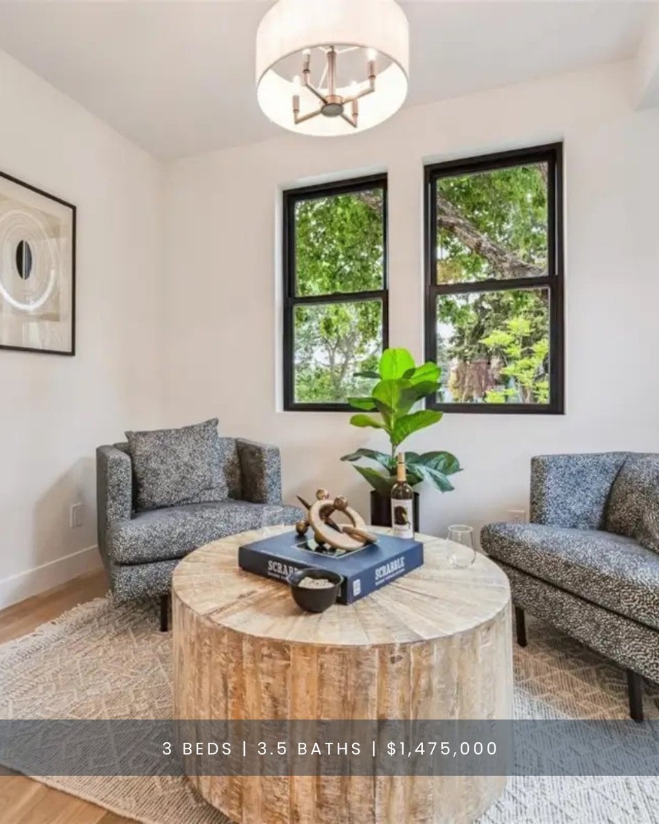 🏡 Home of the Week
A rare new-construction single-family stunner in the heart of the Potter Highlands Historic District. 
For more information, visit the link in our bio.
#kentwoodre #homeoftheweek #featuredlisting #coloradorealestate #luxuryrealestate #homeforsale #realestate