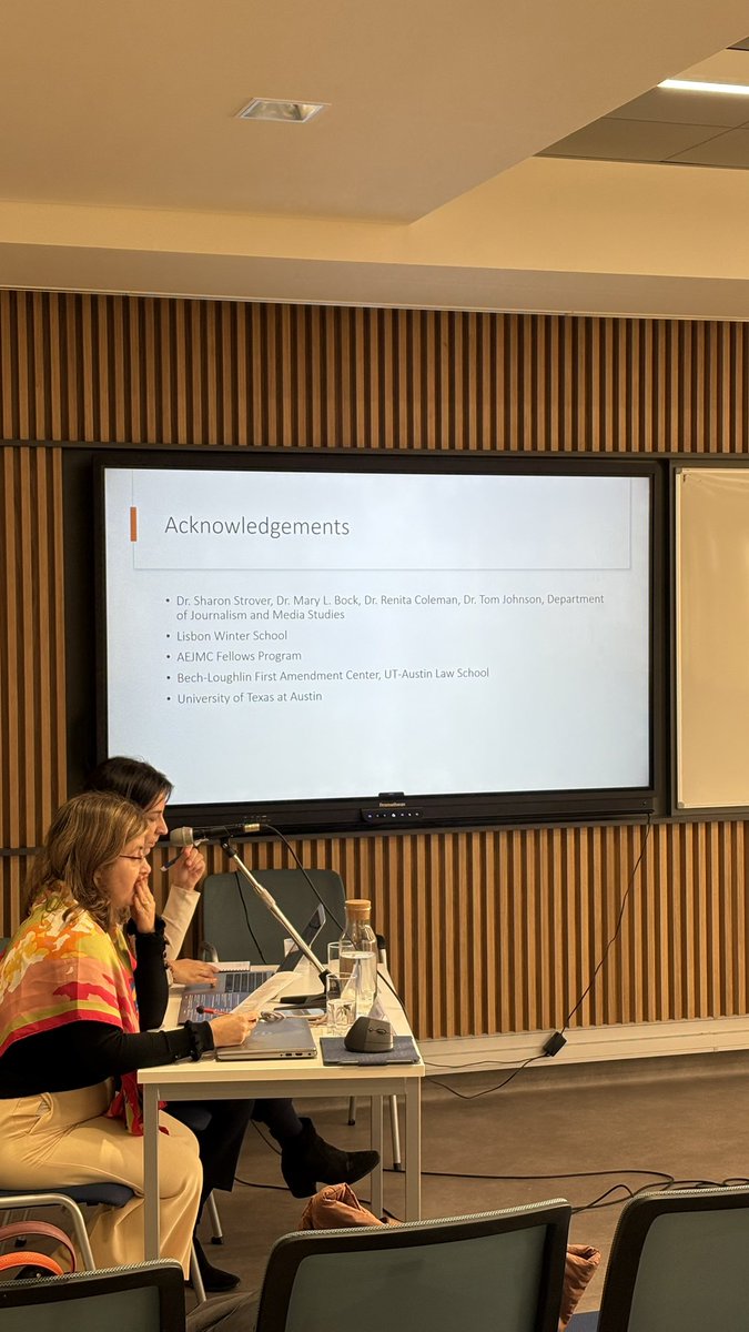 LXWinterSchool's tweet photo. Another day of stimulating discussions, inspiring research projects and building new connections is almost over — but the Winter School will continue for two more days 📖 https://t.co/lymUoPamyX