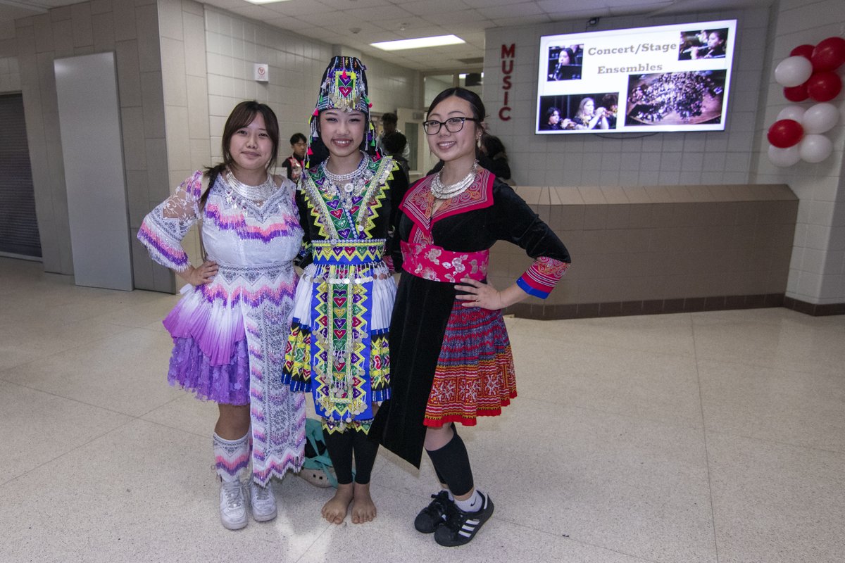 isd622's tweet photo. Students, staff, and family gathered at North before winter break to celebrate Hmong New Year! The night was full of activities, performances, and food. https://t.co/XXbnOfz6UX