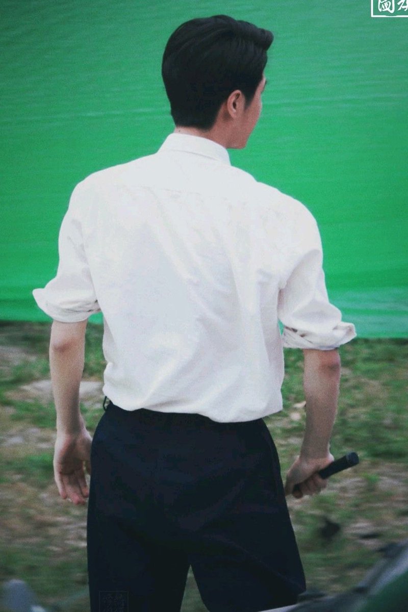 golfer yibo gives off such a rich dilf vibe