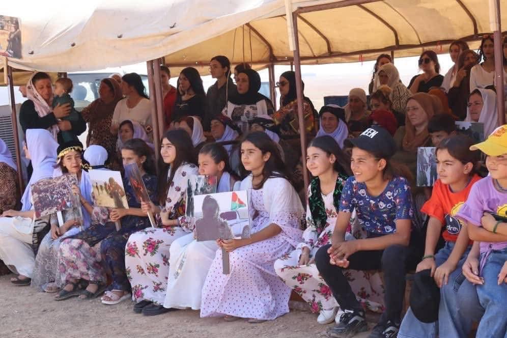 SAlezidi's tweet image. #احمد_الشرع
#عاجل
نداء من ايزيدية بــ #حلب 
ندعو من يسمعنا إلى التدخل لمنع حدوث إبادة جماعية بحقنا بسبب انتمائنا 

نحن 1200 عائلة ايزيدية في حيي الاشرفية والشيخ مقصود ومصيرنا قد يكون مثل الدروز والعلويين بسبب هويتنا الدينية