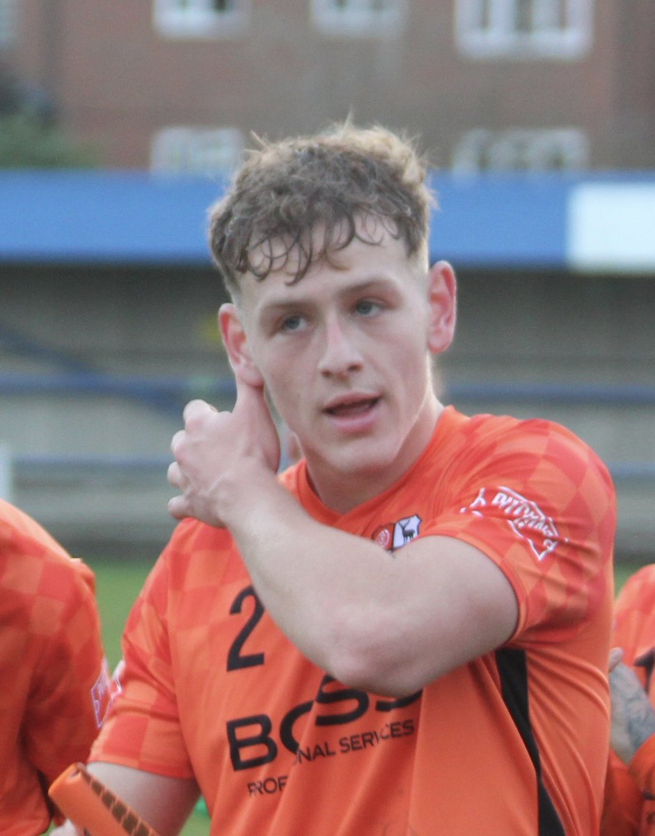 Welcome back Ellis Orsborn!

It’s a return to The Row for one of our previous fans favourites, <a href="/ellisorsborn8/">ellis</a> 

Assistant Manager <a href="/Truss_88/">Lee Trussler</a> says

“It’s great to have Ellis back with us, he was our player of the season last year and we really wanted to keep him in the summer.