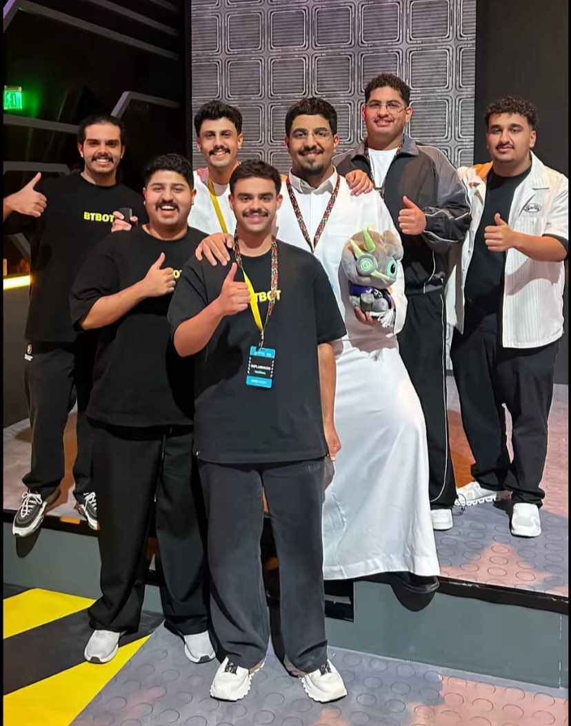 albatabet's tweet image. @grok شيل اكثر واحد صوته مزعج 👀