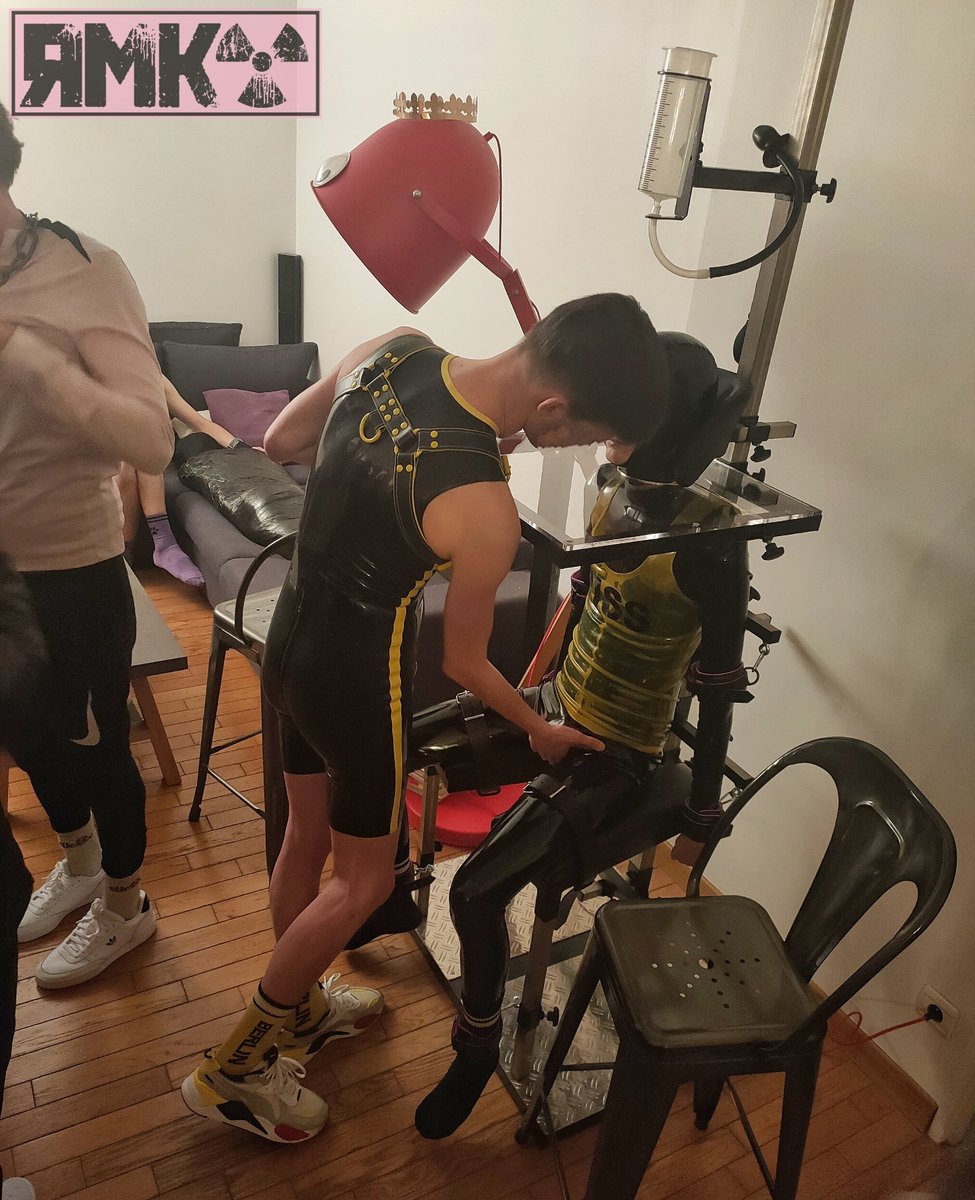 ЯМKѺ | ➡️ Easter | 🇳🇨 | ↙↙↙ tweet media