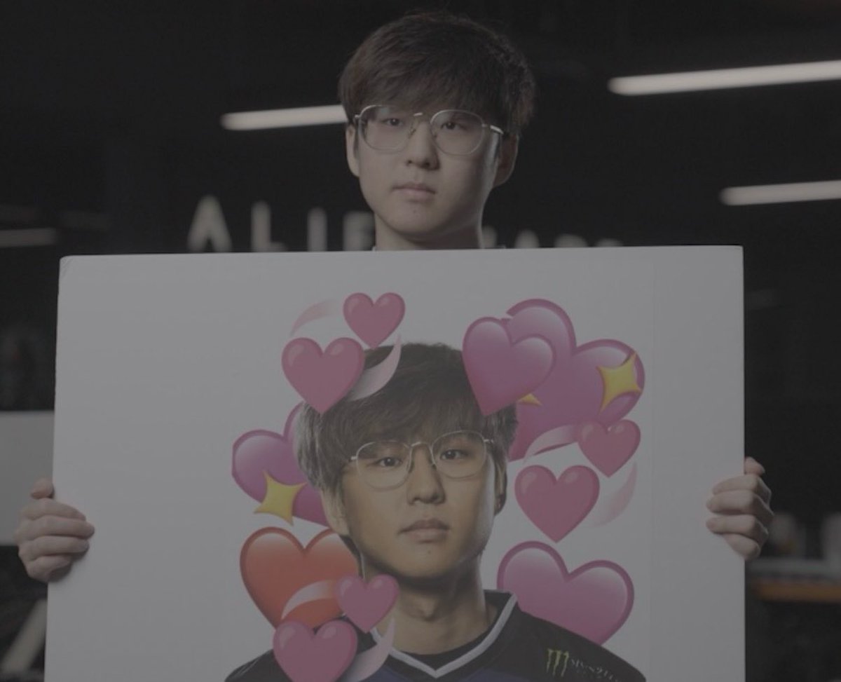 TeamLiquidLoL's tweet image. 🎉🥳Happy Birthday @Yeon7lol 🎂🎈