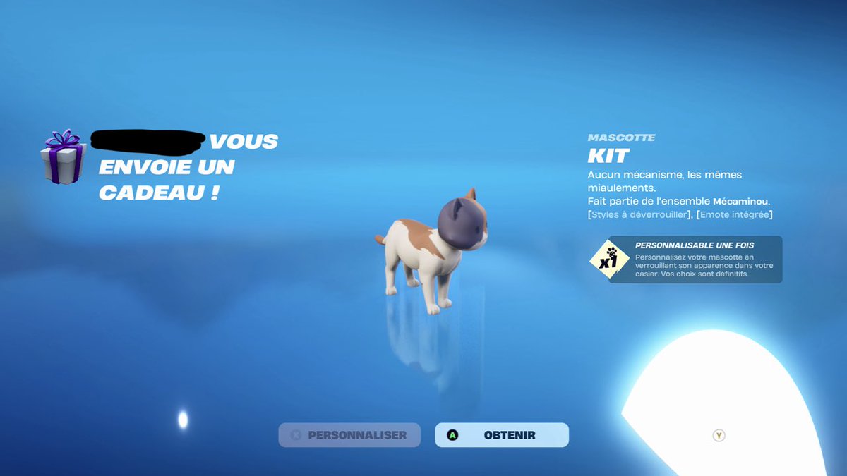 viciatrice's tweet photo. ma copine m'a offert le p'tit chat sur fortnite elle est trop mimi https://t.co/CZuyImpbBA