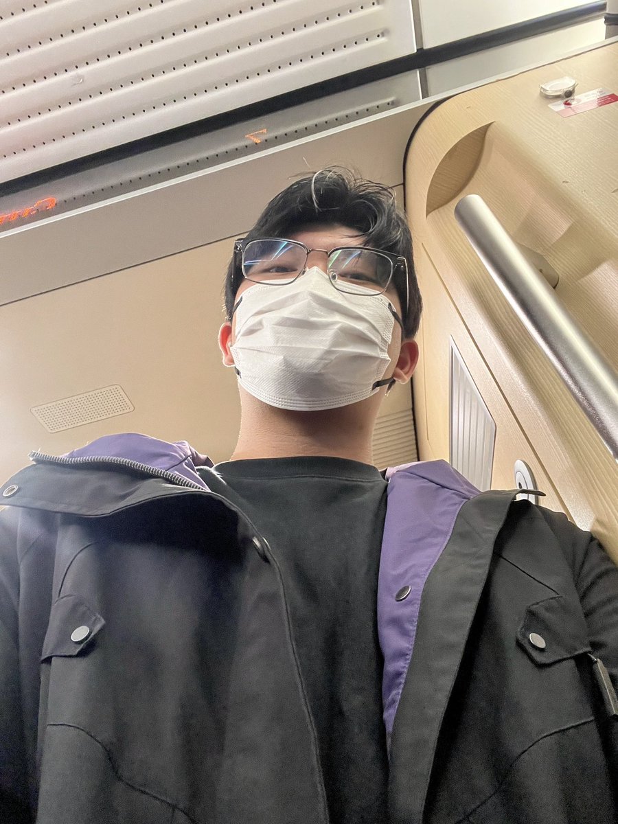 xuan_0131's tweet photo. 上班上的人都不好了 https://t.co/KPlXBkahuy