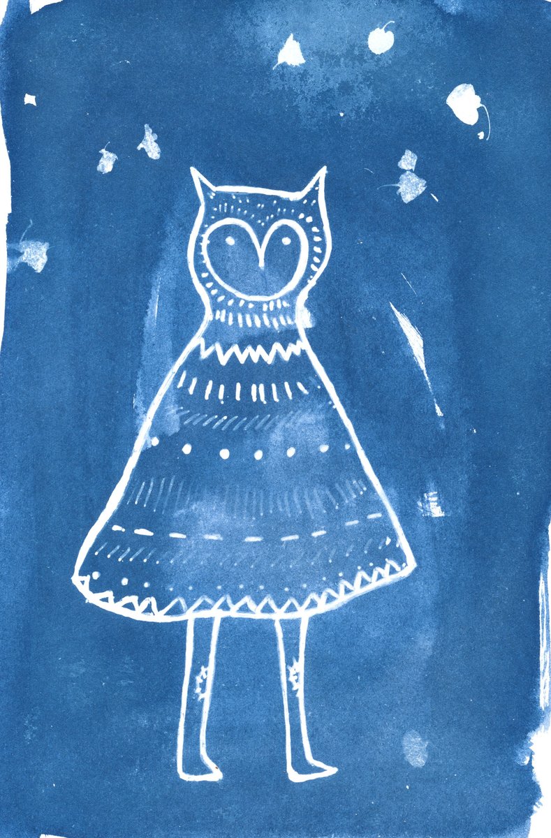 Hashilina's tweet image. Criaturas I &amp;amp; II, created during the Cyanotype workshop at @BosqueGracias 
So grateful to be here ! ☺️🥰
Link to the collection: objkt.com/collections/KT…