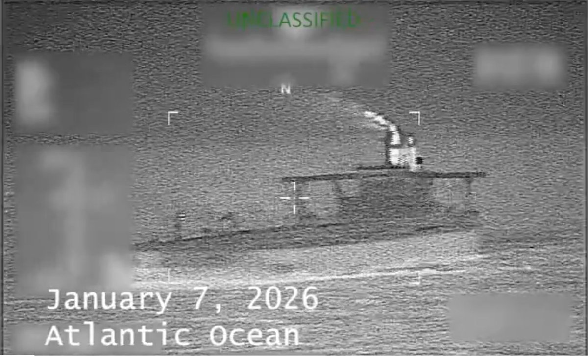 kazinform_eng's tweet image. U.S. intercepts tanker in the Caribbean as Russia raises legal objection 
qazinform.com/news/us-interc… 
@Southcom 
@realDonaldTrump 
#USA #Russia #armedforces #politics
