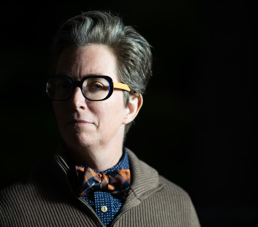 ronslate's tweet image. "This doubleness — lament braided with exuberance, suffering braided with awe — structures the emotional, formal &amp;amp; ethical terrain of the collection": @KimmyGrey on Gabrielle Calvocoressi's THE NEW ECONOMY @CopperCanyonPrs bit.ly/4jxIbpq via @On_The_Seawall