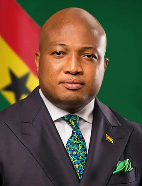 Thevokofficial's tweet image. 📍📍JUST IN📍📍

Foreign Affairs Minister, Samuel Okudzeto Ablakwa pushes for IELTS Exemption as requirement for Ghanaians studying and working abroad — Says english is already our medium of instruction. 🧠👀

Stay tuned✅