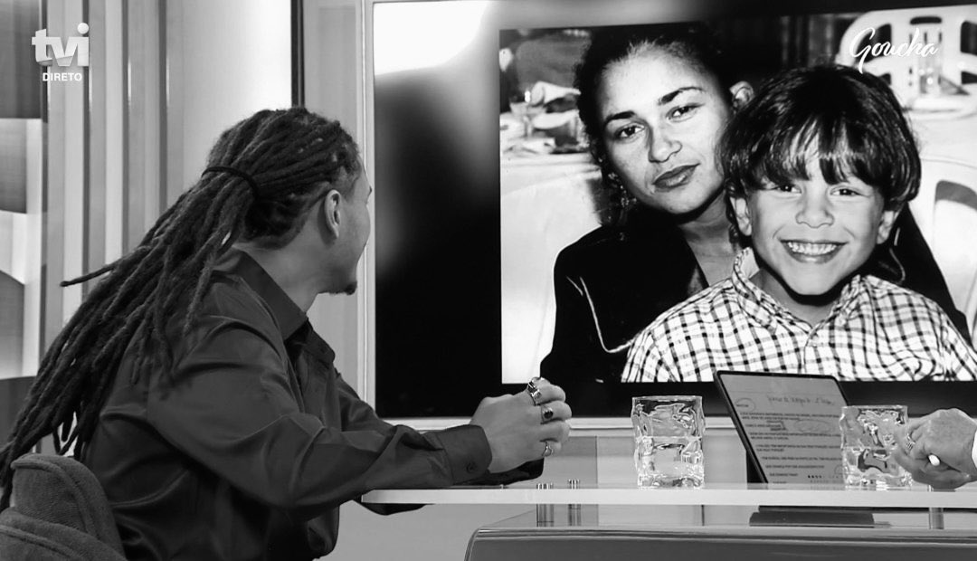 souumasenhora's tweet image. Os meus sinceros sentimentos à família e amigos do nosso Maycon.
Um beijinho e um abraço apertadinho à mãe! 
O meu coração está com a Neuza.
Muita força! 🤍 #juicyrasta