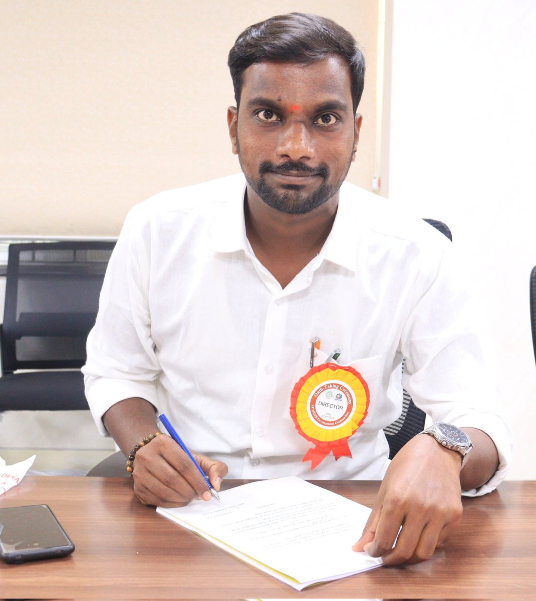 JSPGovtIn2024's tweet photo. Congratulations to my friend and Dear brother @PrasannaNalle on your oath taking day as AP MSME Director 👏
I wish you good luck throughout the journey for Being responsible in implementing and overseeing the state's policies &amp; programs for the development and growth of (MSMEs). https://t.co/P9eUMeH9qT