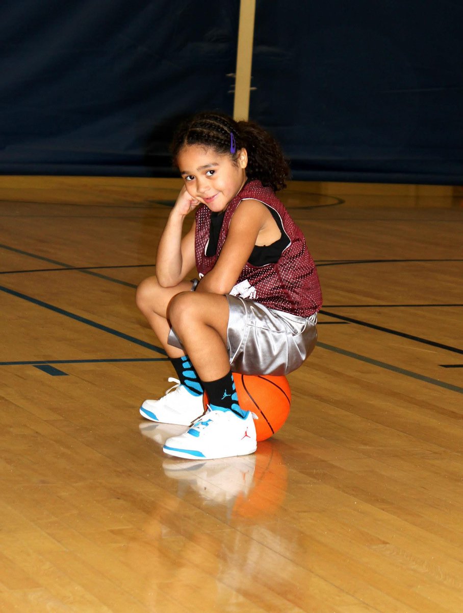 JCSD_Girlsbball's tweet image. Our final senior celebration is Jenica Lewis. Jenica is a 4 year starter / letterwinner, 3x All CIML &amp;amp; All State selection, '25 Iowa Player of the Year, 1000 pt scorer, &amp;amp; 2x State Champion.  She plans to play basketball at Notre Dame &amp;amp; is undecided in a major. Good Luck Jenica!!