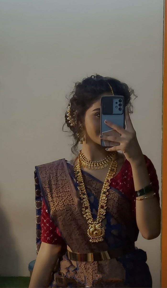 Saavni Srivastva 🍁 tweet media