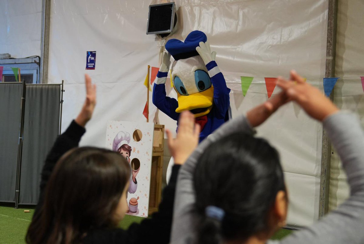 🎄✨Abrera ha tancat un any més La il·lusió del Nadal amb una gran cloenda del Parc de Nadal!✨🎄

🎉 Animació, tallers i activitats gratuïtes per a tothom.

🗣️ Parlament institucional de l’alcalde Jesús Naharro. 

🤗 Gràcies per fer-ho possible!