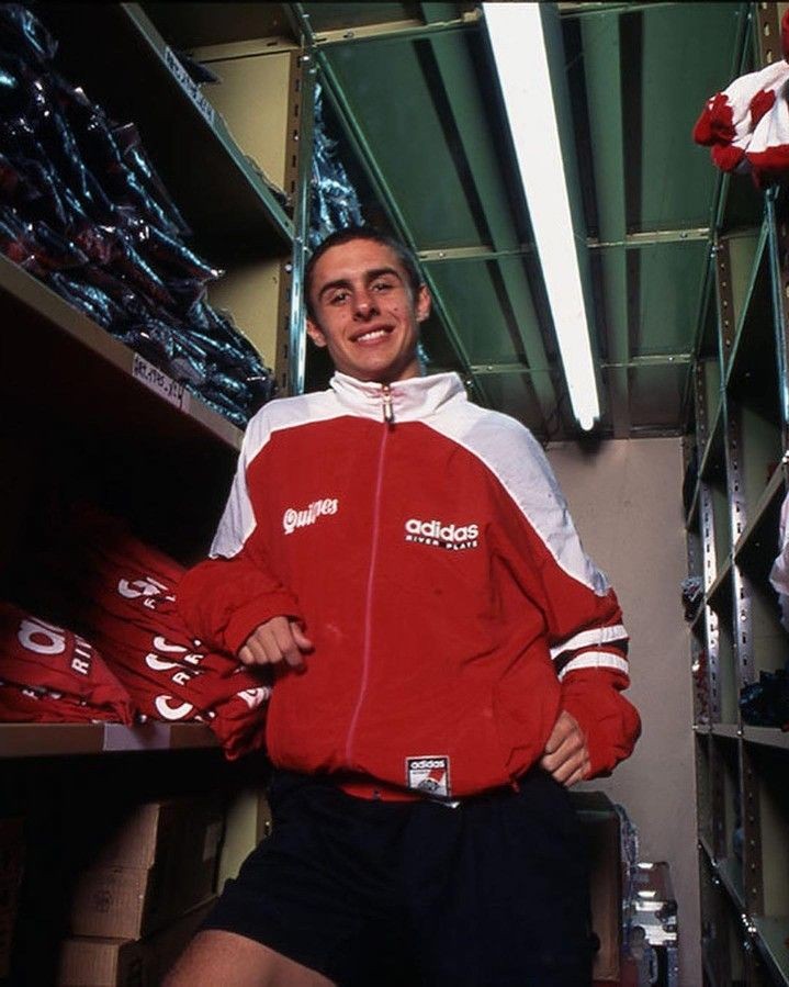 GlobalCARP's tweet image. Hey @adidas, take us back to the 90s! 😍