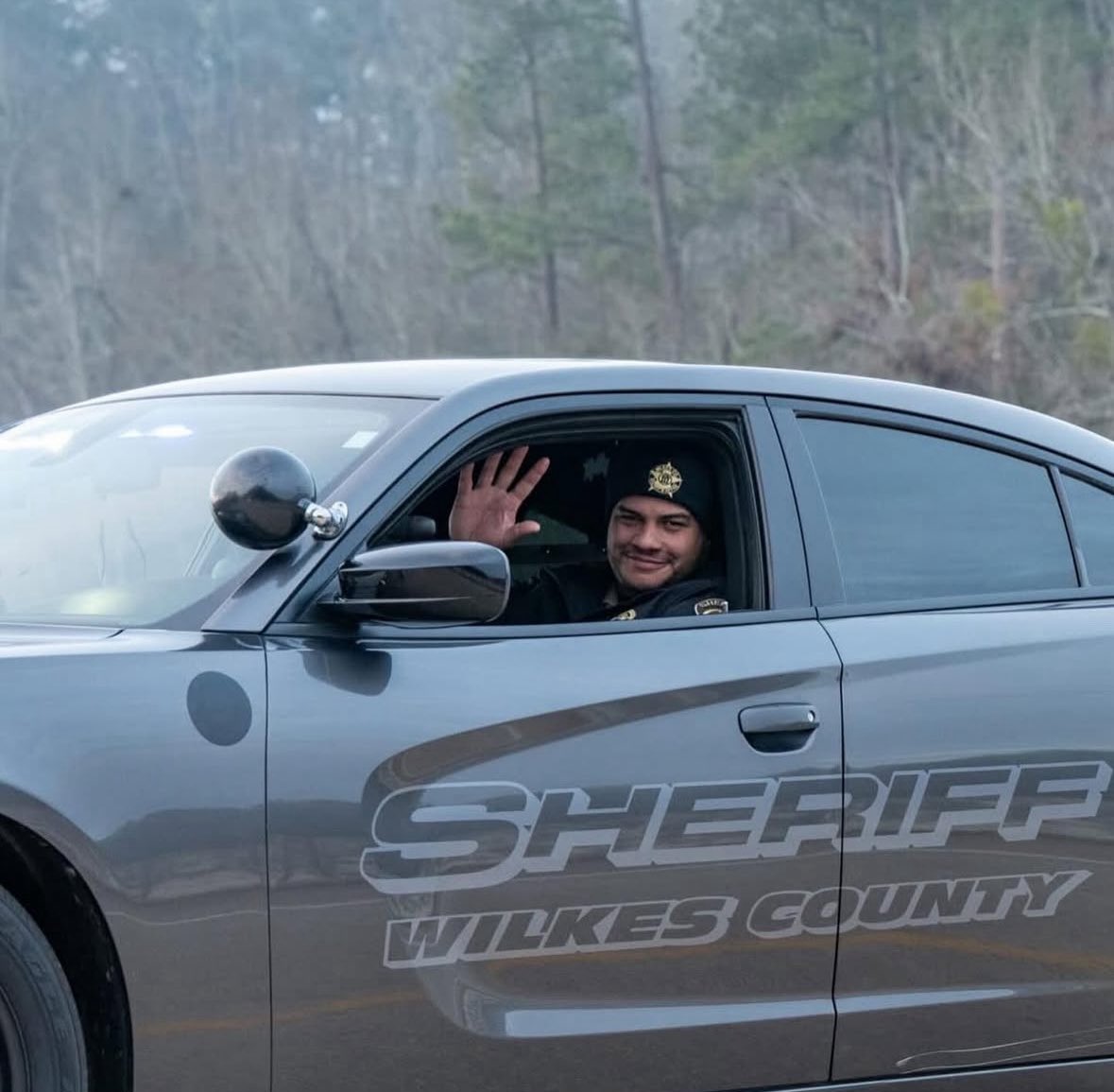 SpockResists's tweet image. The Wilkes County GA Sheriff’s , saying goodbye to the monks as they were going on to South Carolina. 
The Sheriff’s office accompanied the monks and made sure they had a safe journey. 

This is the America to be proud of.