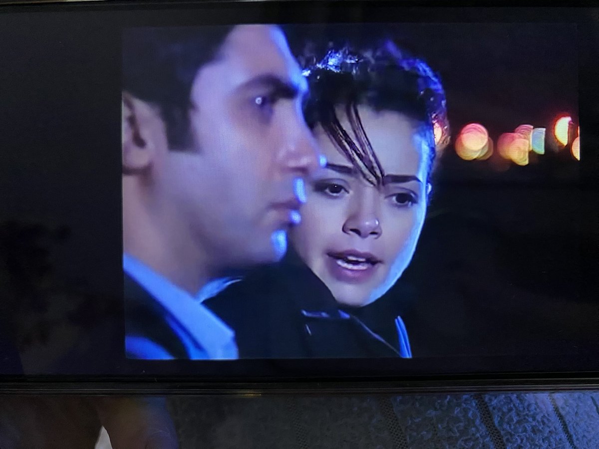 Benimle tekrar tekrar baştan Kurtlar Vadisi izlemeye var mısın, yoksa aşk iptal mi?