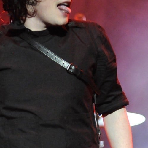 ierooween's tweet photo. let's talk about gerard way wearing the leather harness and leg strap https://t.co/K8JJ9i7iWt