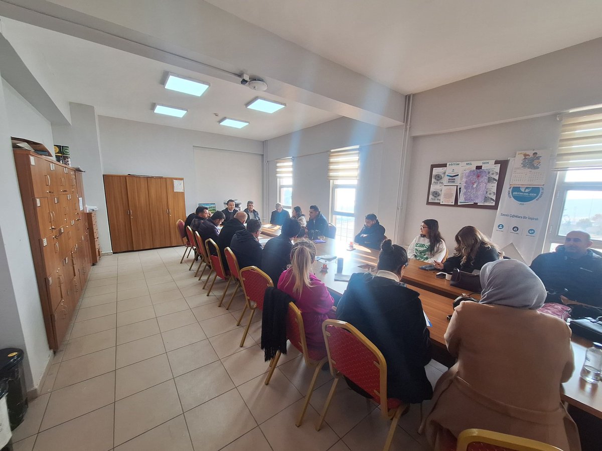 Hasankeyf_MEM's tweet photo. İlçemizde 2.dönem uygulanacak olan Hedef 2026 YKS projesi bilgilendirme ve istişare toplantısı İlçe Müdürümüz Murat YAĞMUR başkanlığında Beşir Tutuş ÇPAL' de gerçekleştirildi. Okul idareci ve öğretmenlerimiz toplantıya katılım sağladılar.
@tcmeb @Hasankeyf_K @BatmanilMEM https://t.co/pVZ2n8mDjb