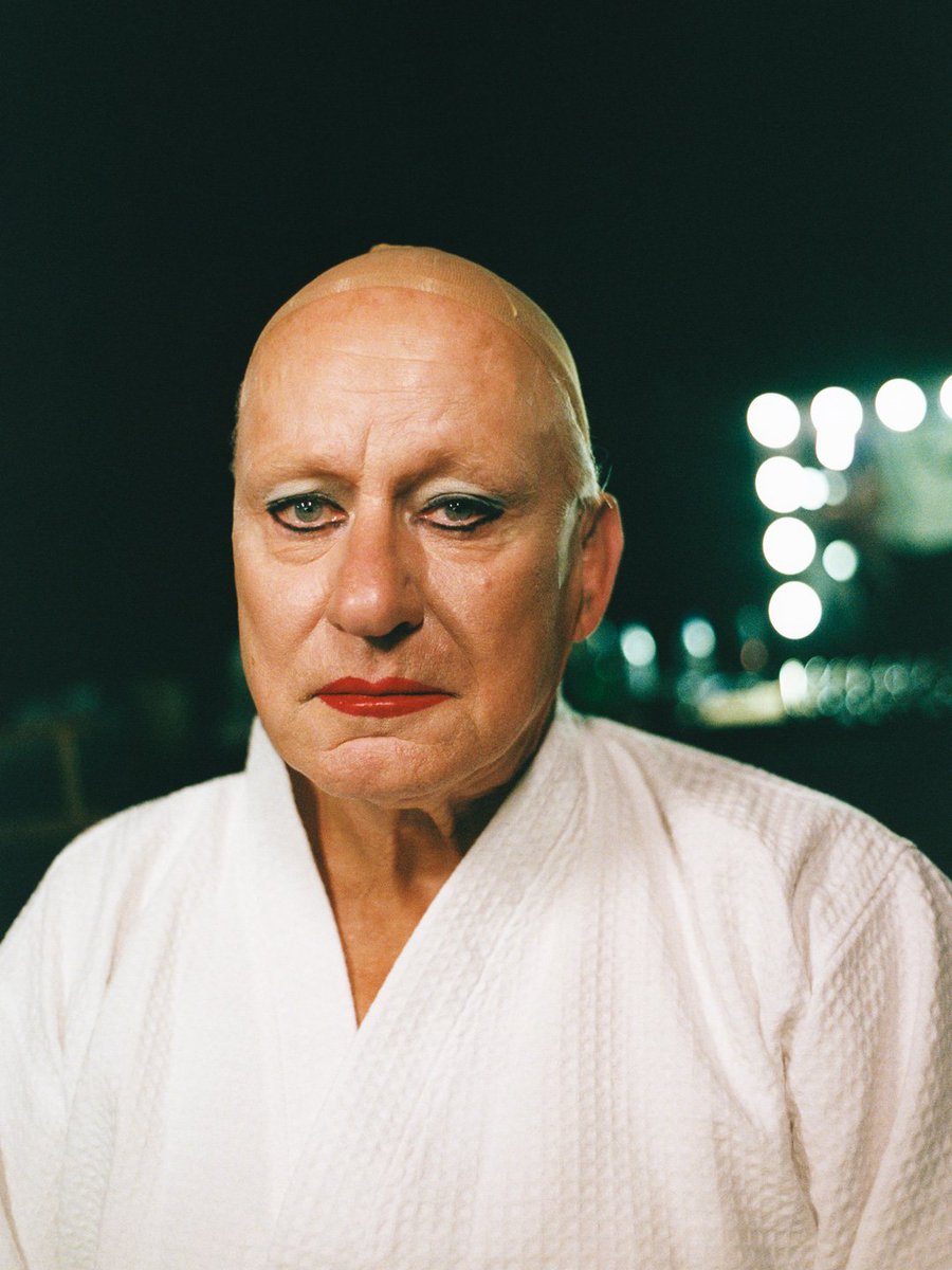 CINEMA505's tweet image. Stellan Skarsgård para a W Magazine.