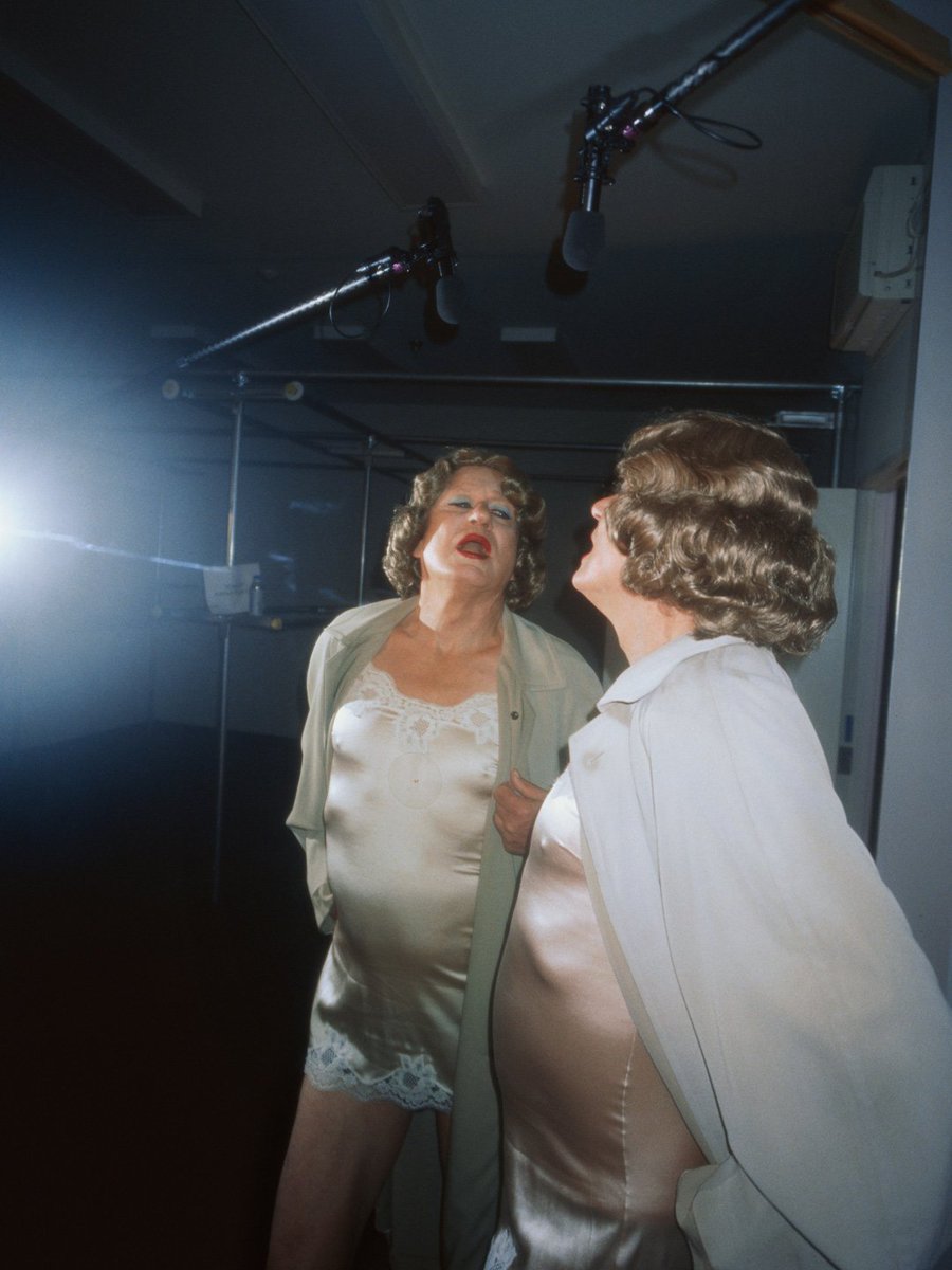 CINEMA505's tweet image. Stellan Skarsgård para a W Magazine.